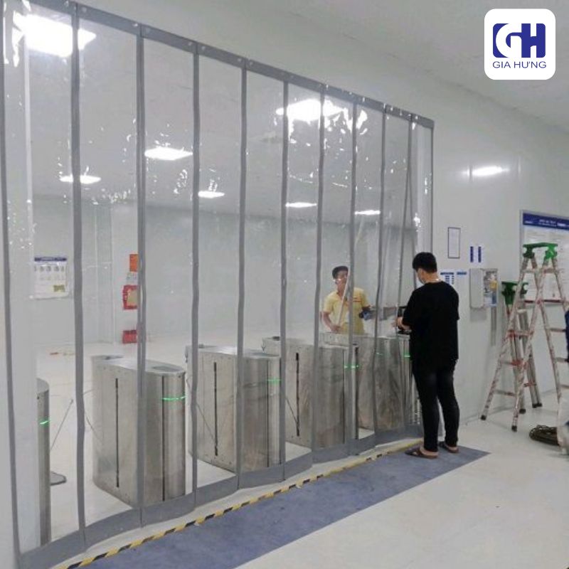 Rèm Nhựa PVC Nam Châm Từ Tính